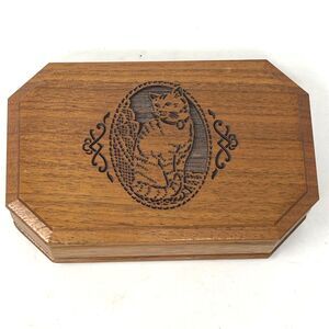 Vintage Sankyo Lasercraft Wood Trinket Box ~Cat Kitten ~Made in the USA ~Jewelry